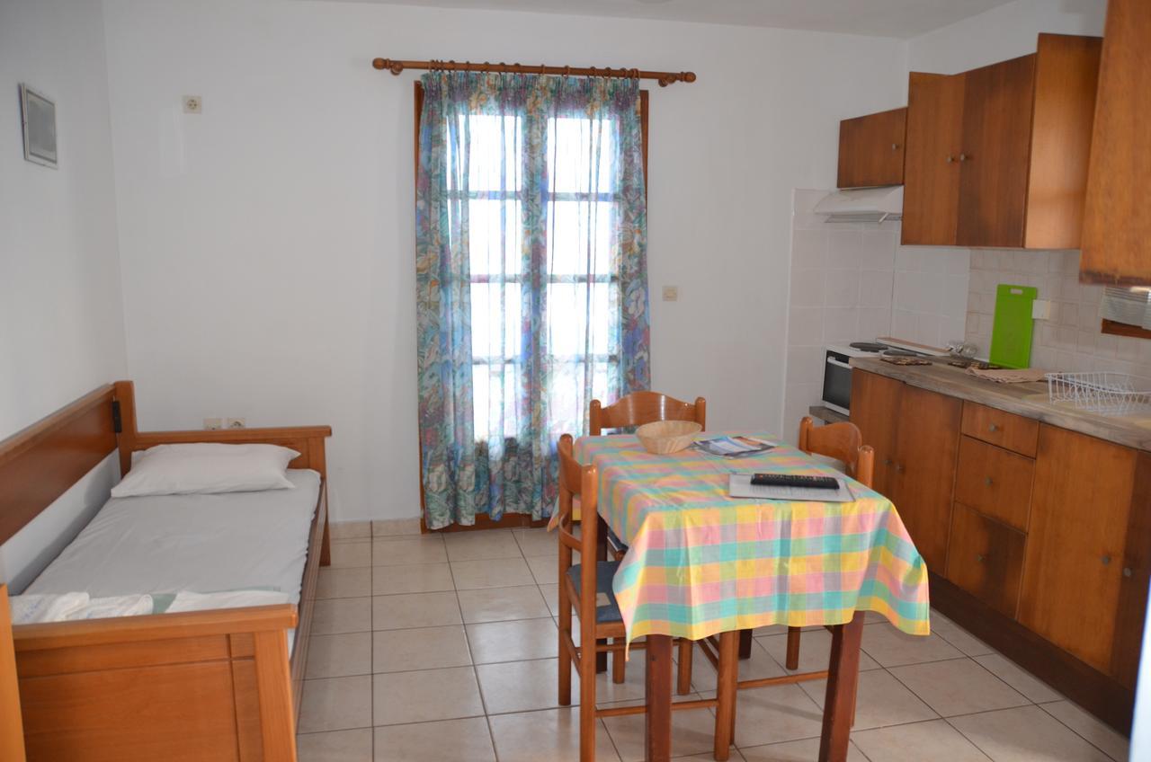 La Celestina Apartments Náousa Eksteriør bilde
