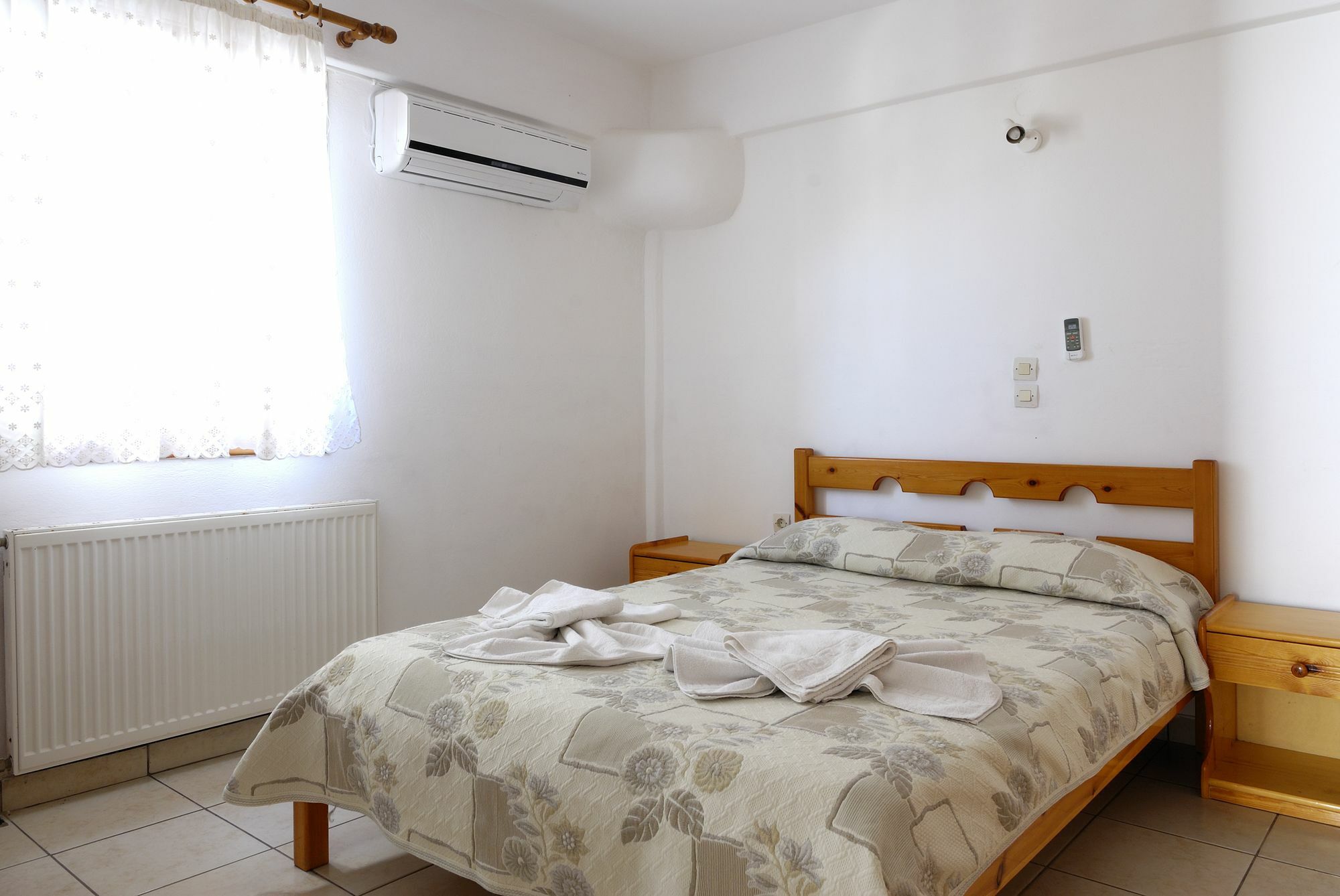 La Celestina Apartments Náousa Eksteriør bilde